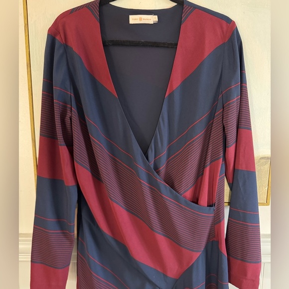 TORY BURCH Lyon Navy/Burgundy Asymmetrical Striped Runway Dress Size 8 - Picture 5 of 10